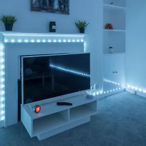 Apartment Luxe Maisonette- Parking, 4k Tvs, Leds, Local Snacks And More!, Bath